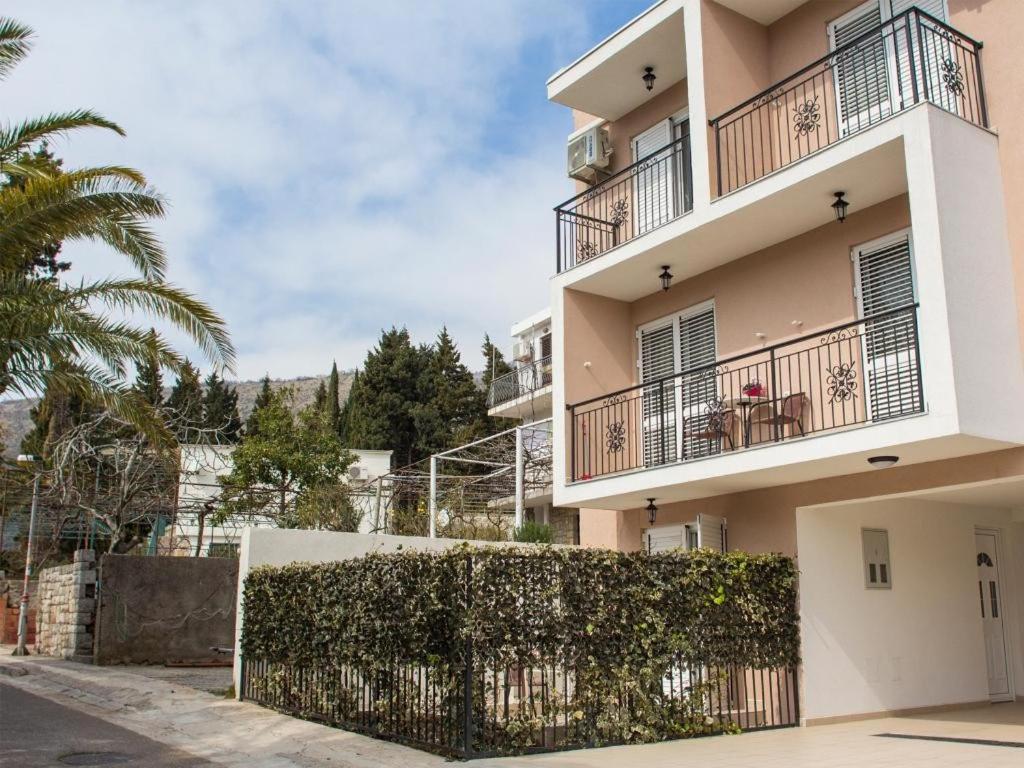 Guest House 4M Petrovac Стая снимка