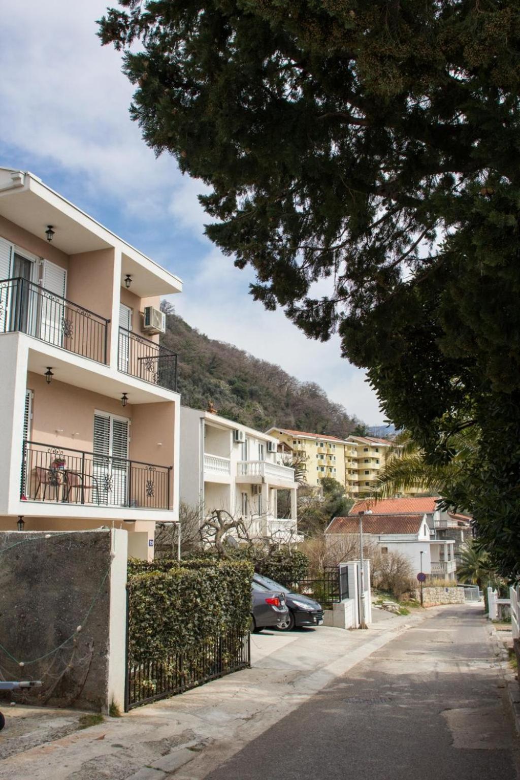 Guest House 4M Petrovac Стая снимка