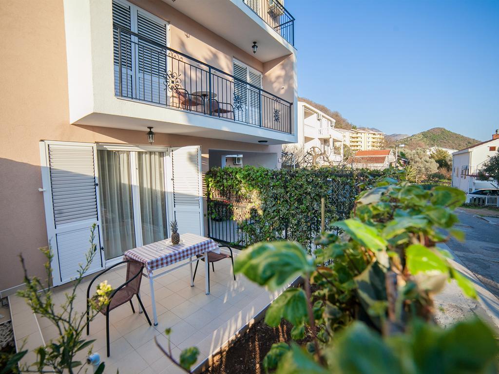 Guest House 4M Petrovac Стая снимка