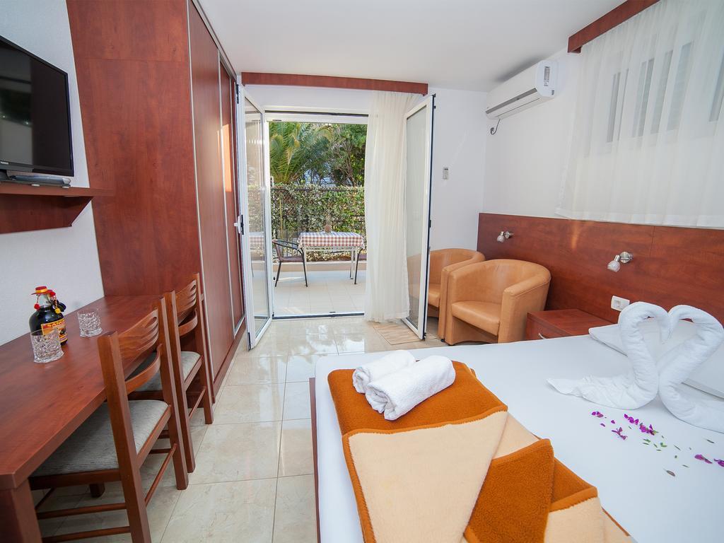 Guest House 4M Petrovac Стая снимка