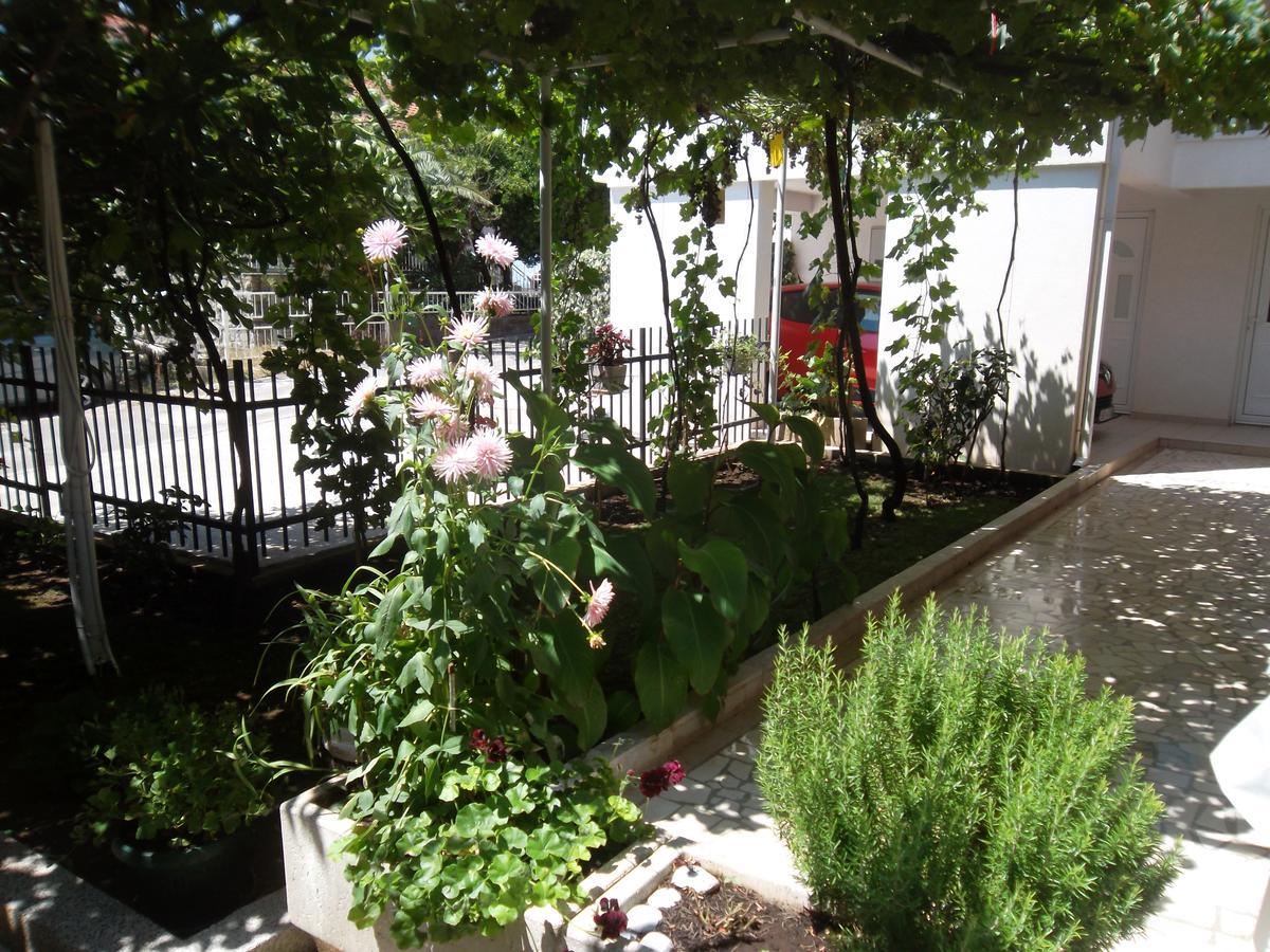 Guest House 4M Petrovac Екстериор снимка