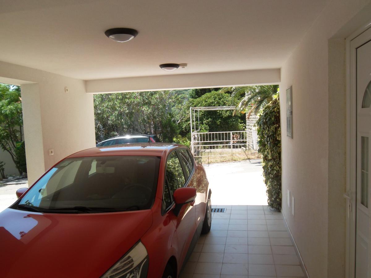 Guest House 4M Petrovac Екстериор снимка
